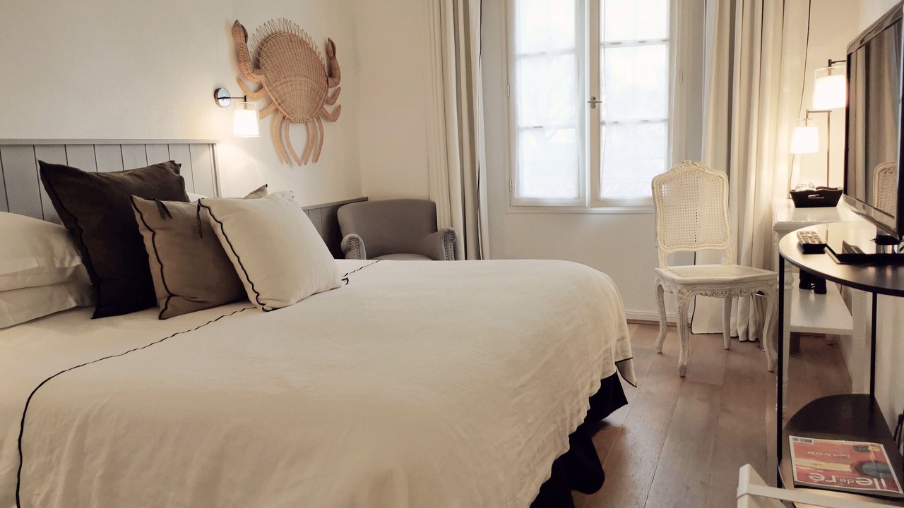 Photo of Bedroom in Saint-Martin-de-Re