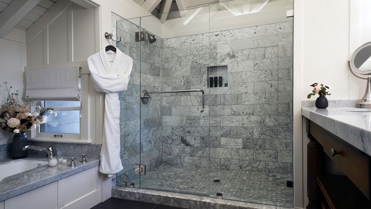 Photo of Bathroom in Deer Park