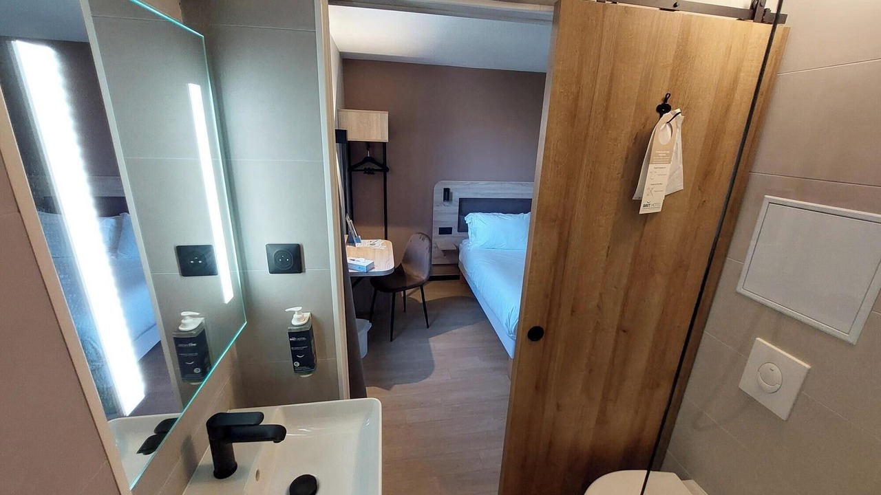 Photo of Bedroom in Quartier Saint-Marc - Croix de Pierre - Saint-Nicaise