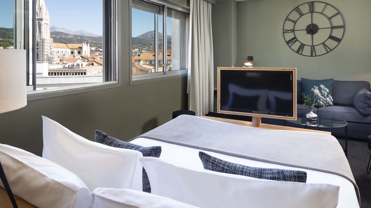 Photo of Others in Gap