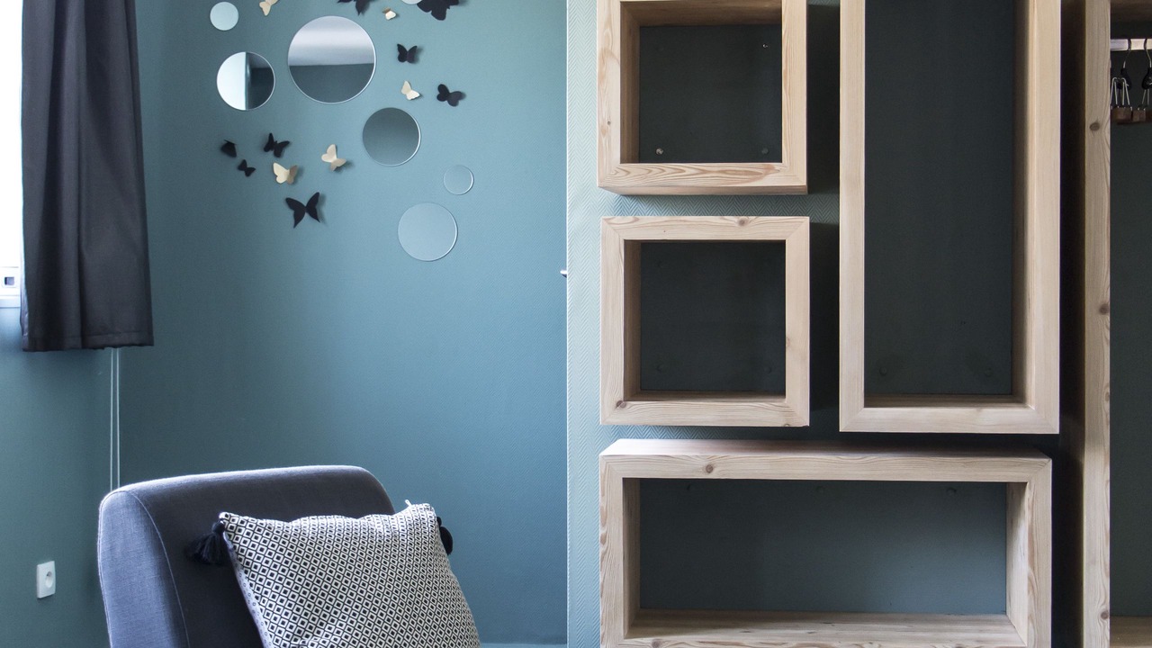 Photo of Others in Gap