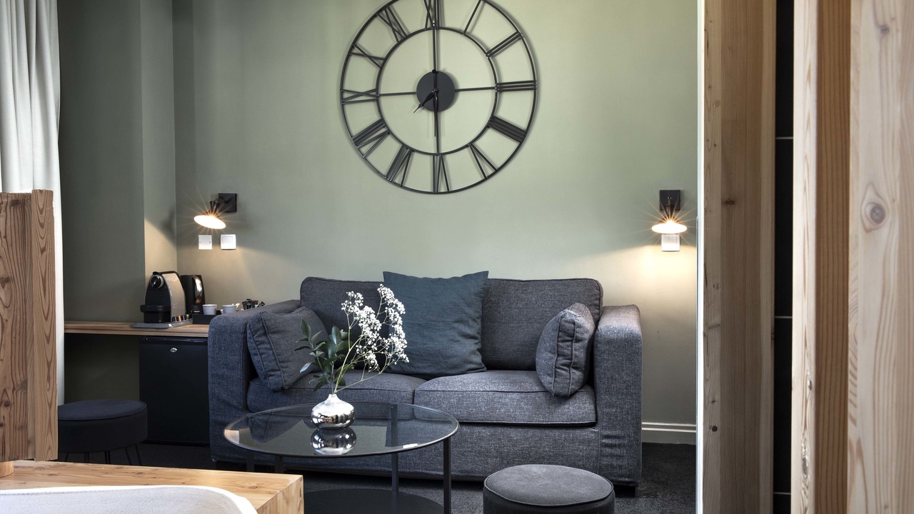 Photo of Others in Gap