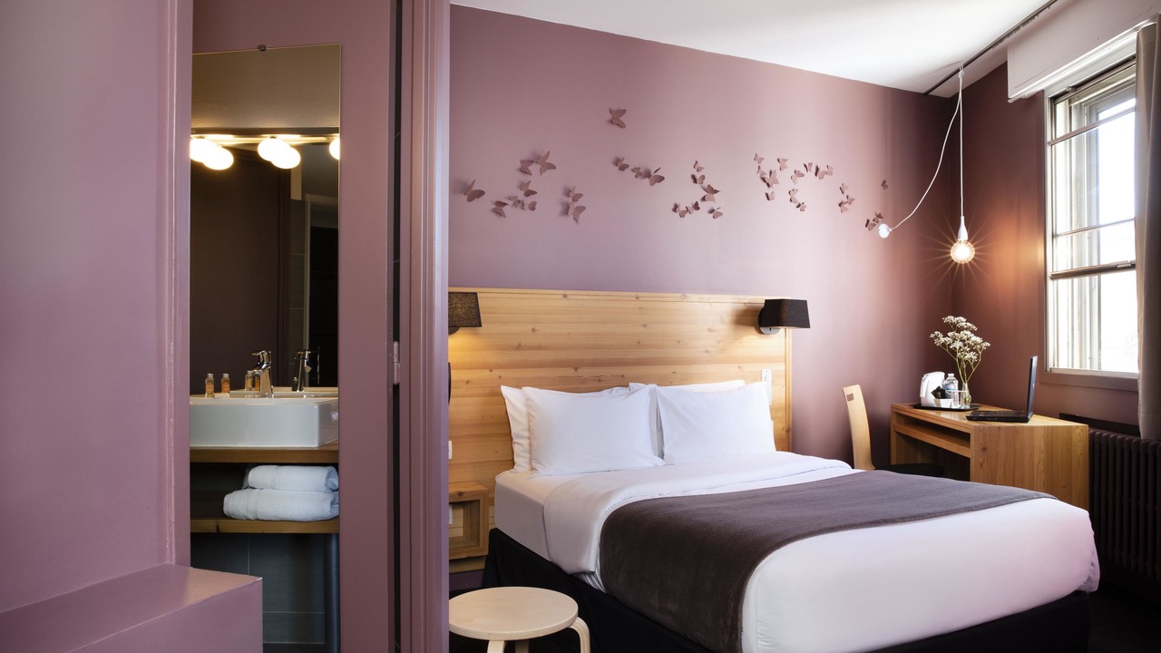 Photo of Bedroom in Gap