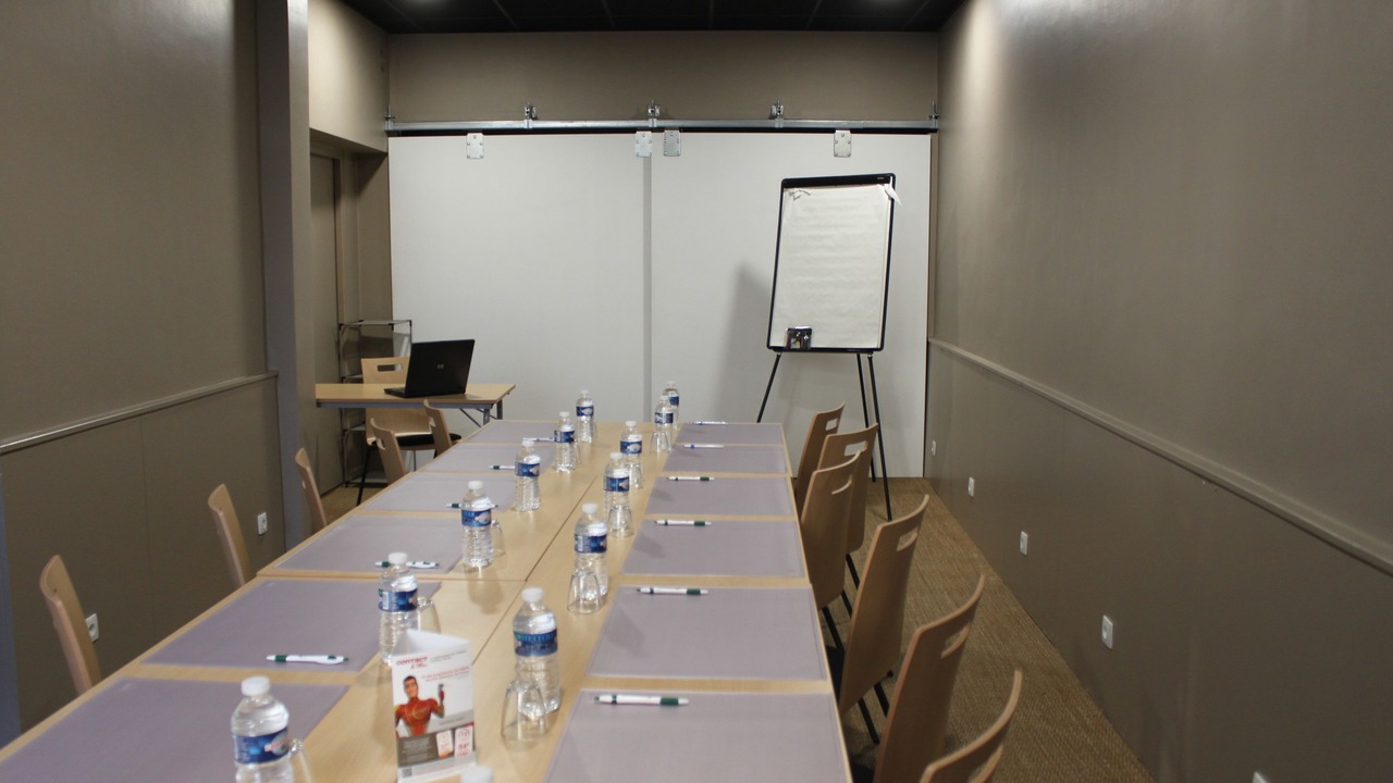 Photo of Others in Gap