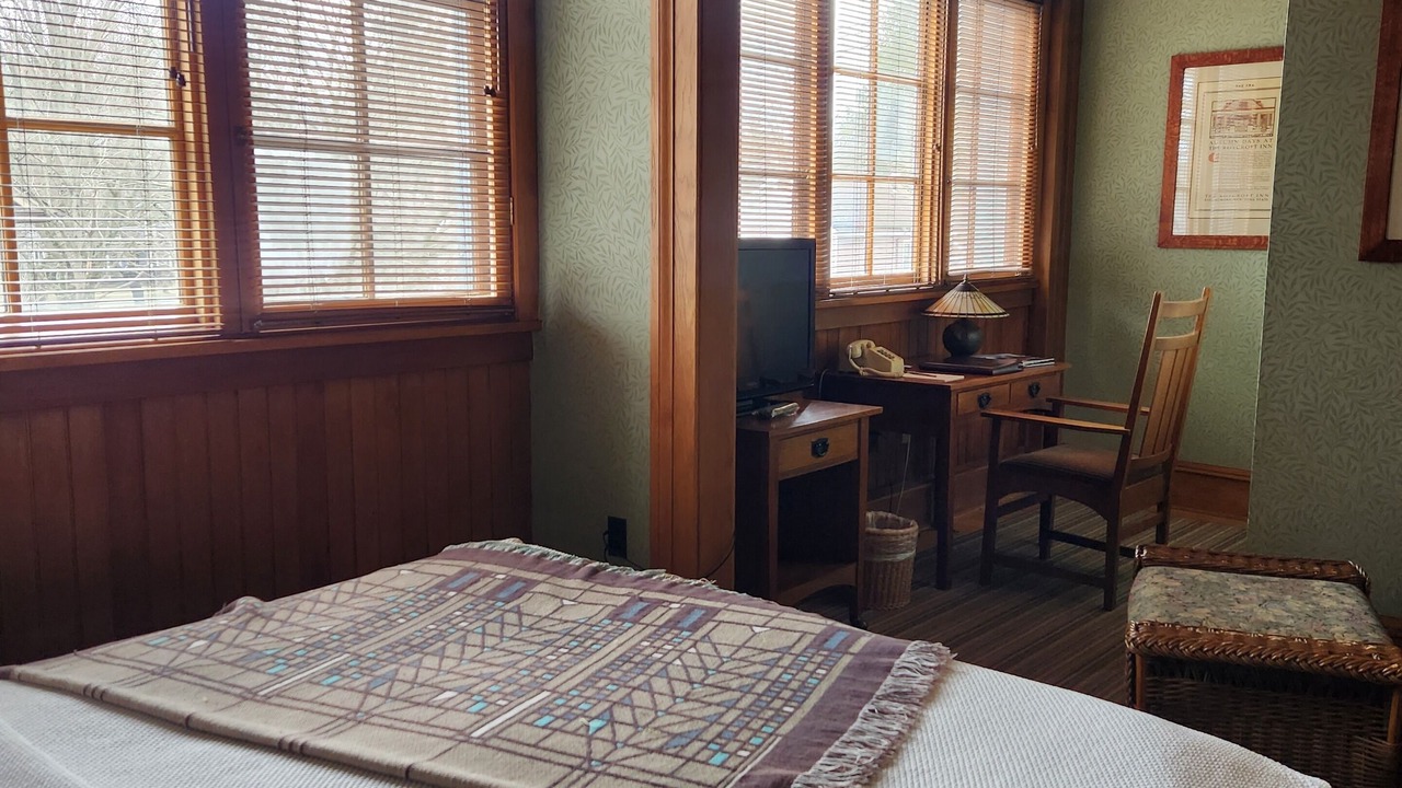 Photo of Bedroom in East Aurora