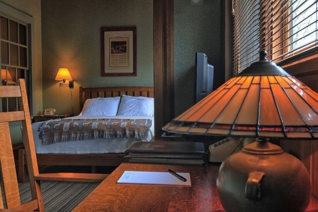 Photo of Others in East Aurora