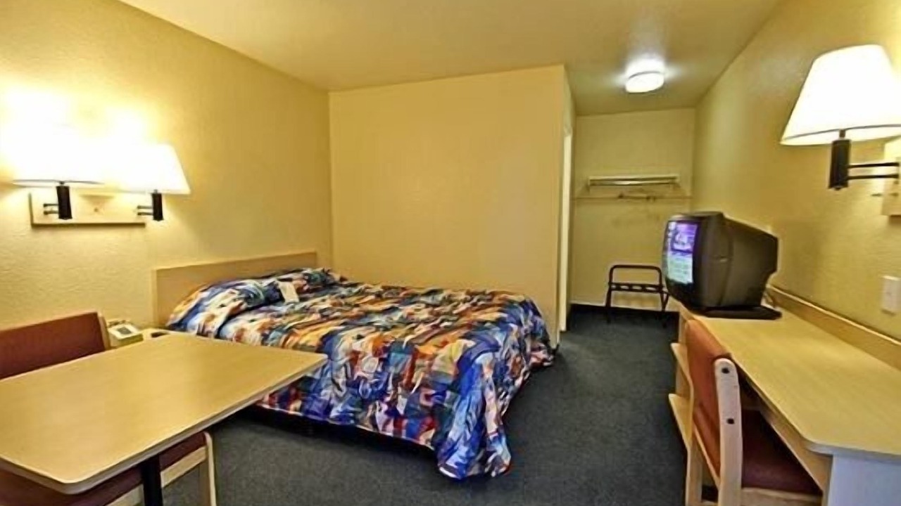 Photo of Bedroom in Victorville
