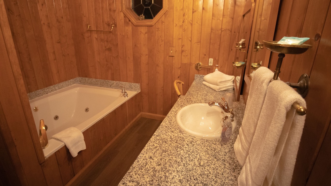 Photo of Bathroom in Julian