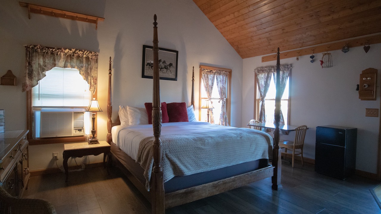 Photo of Bedroom in Julian