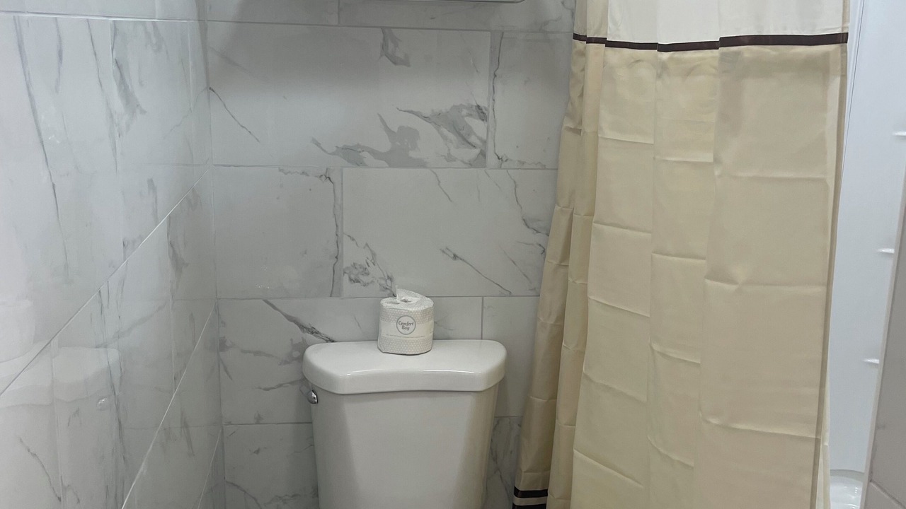 Photo of Bathroom in Etna