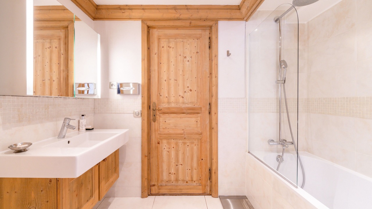 Photo of Bathroom in Le Praz