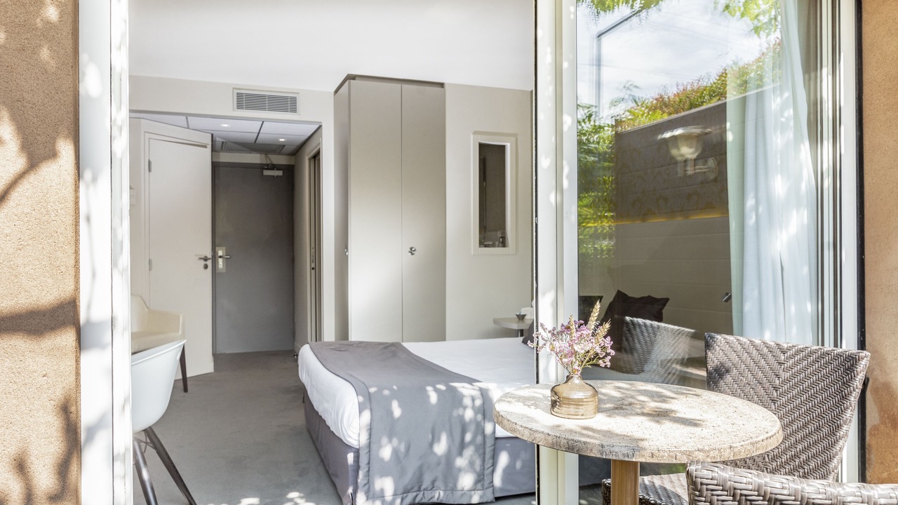 Photo of Bedroom in Charmes-sur-Rhone