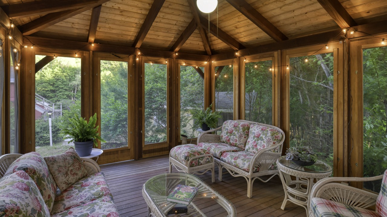 Photo of Patio Balcony in Jackson