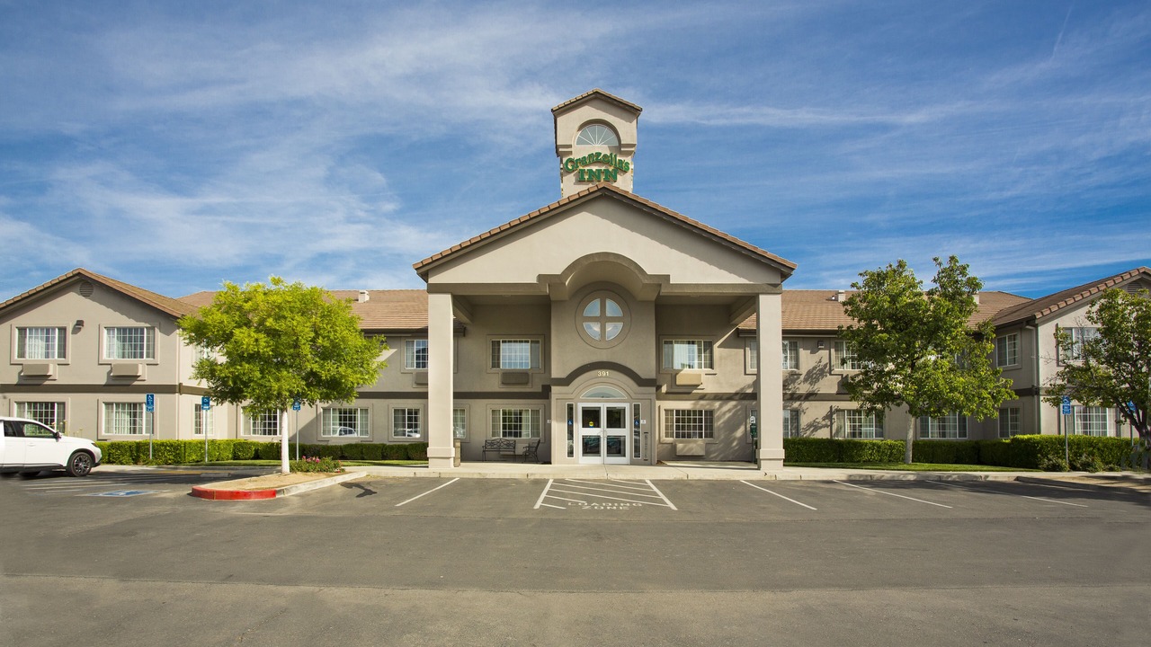 Photo of Outdoor in Williams