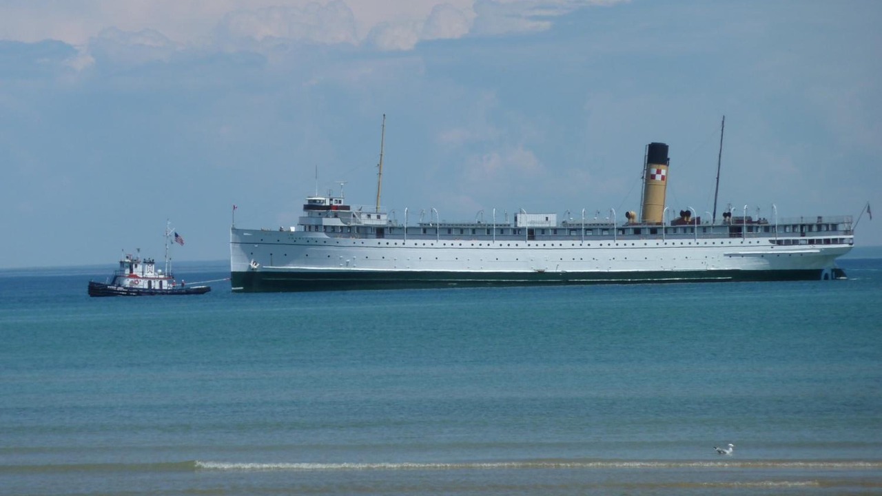 Photo of Others in Mackinaw City