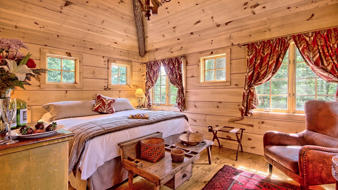 Photo of Bedroom in Lakemont