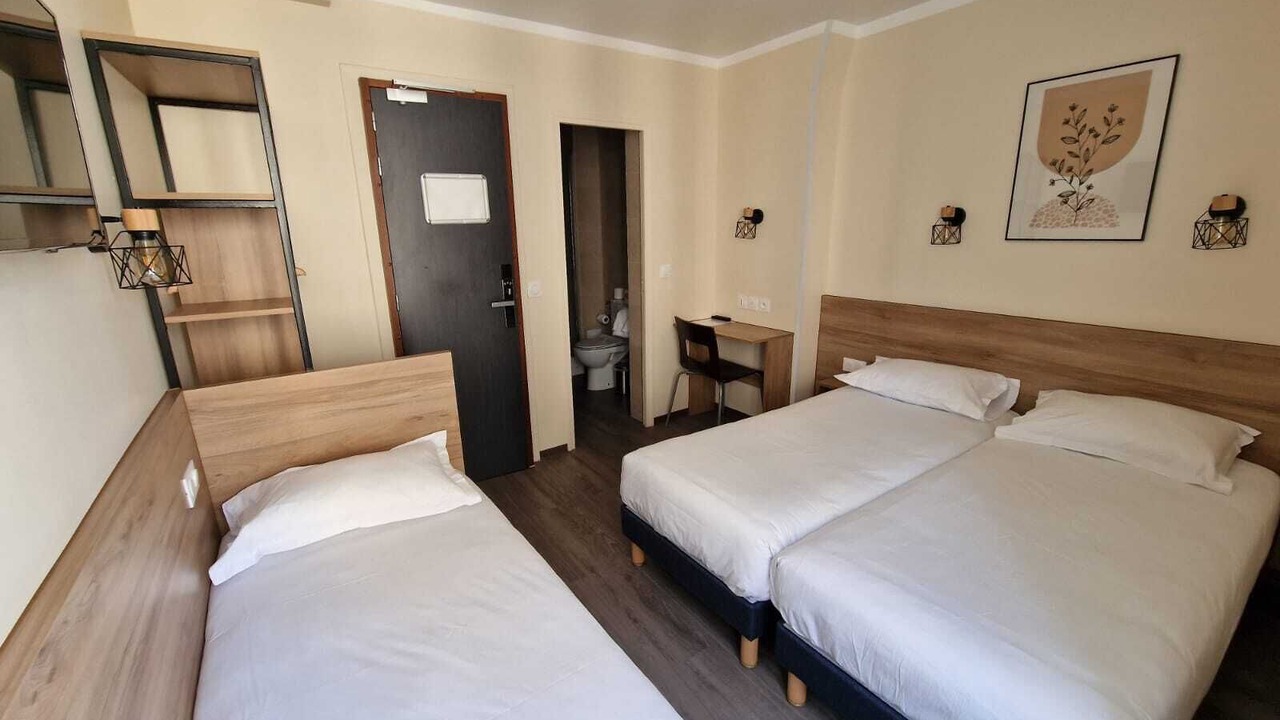 Photo of Bedroom in Levallois-Perret