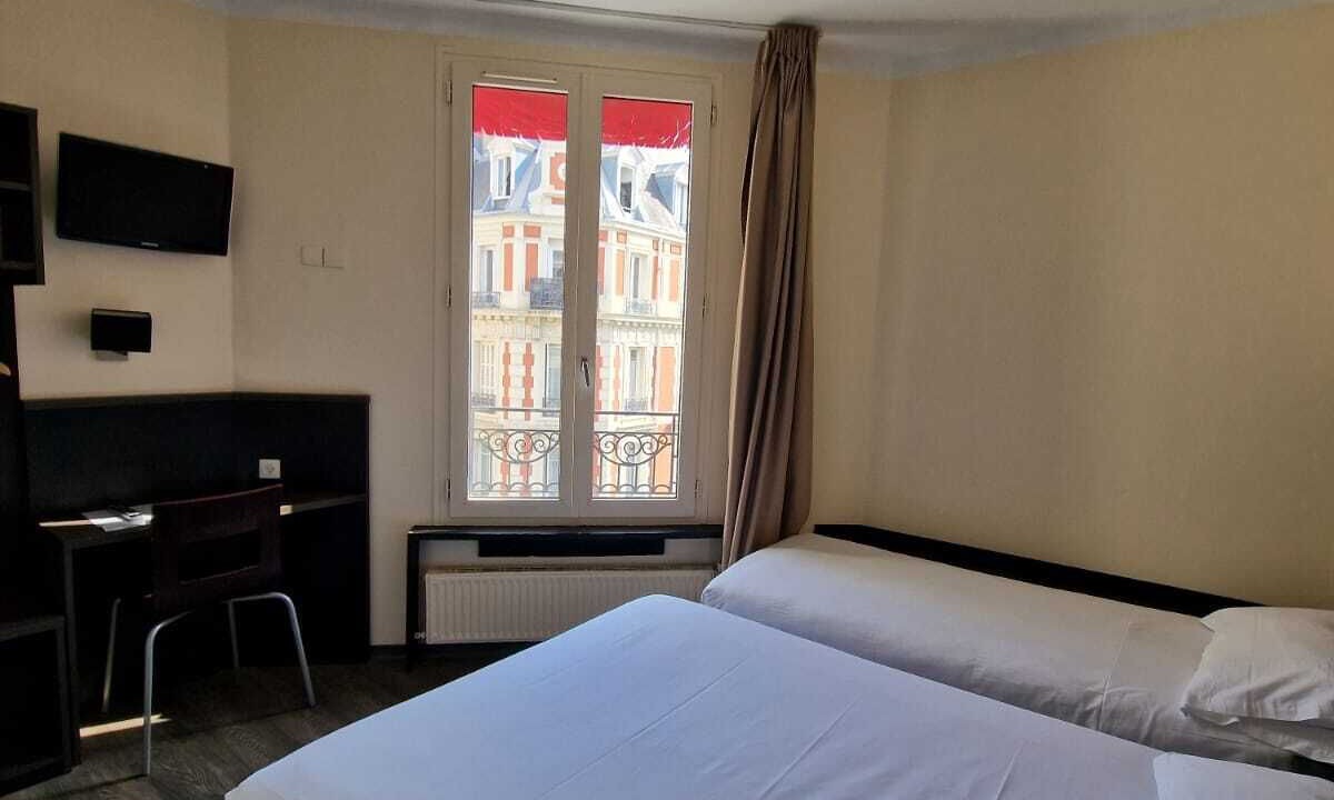 Photo of Bedroom in Levallois-Perret