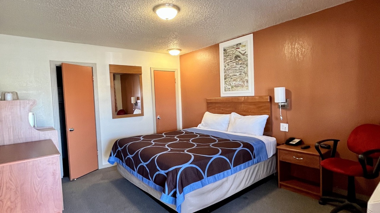 Photo of Bedroom in Junction