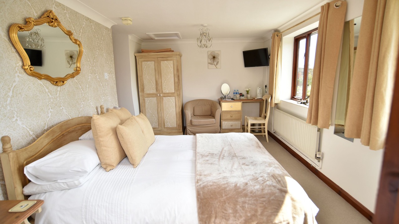 Photo of Others in Bressingham