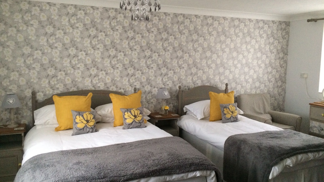 Photo of Others in Bressingham