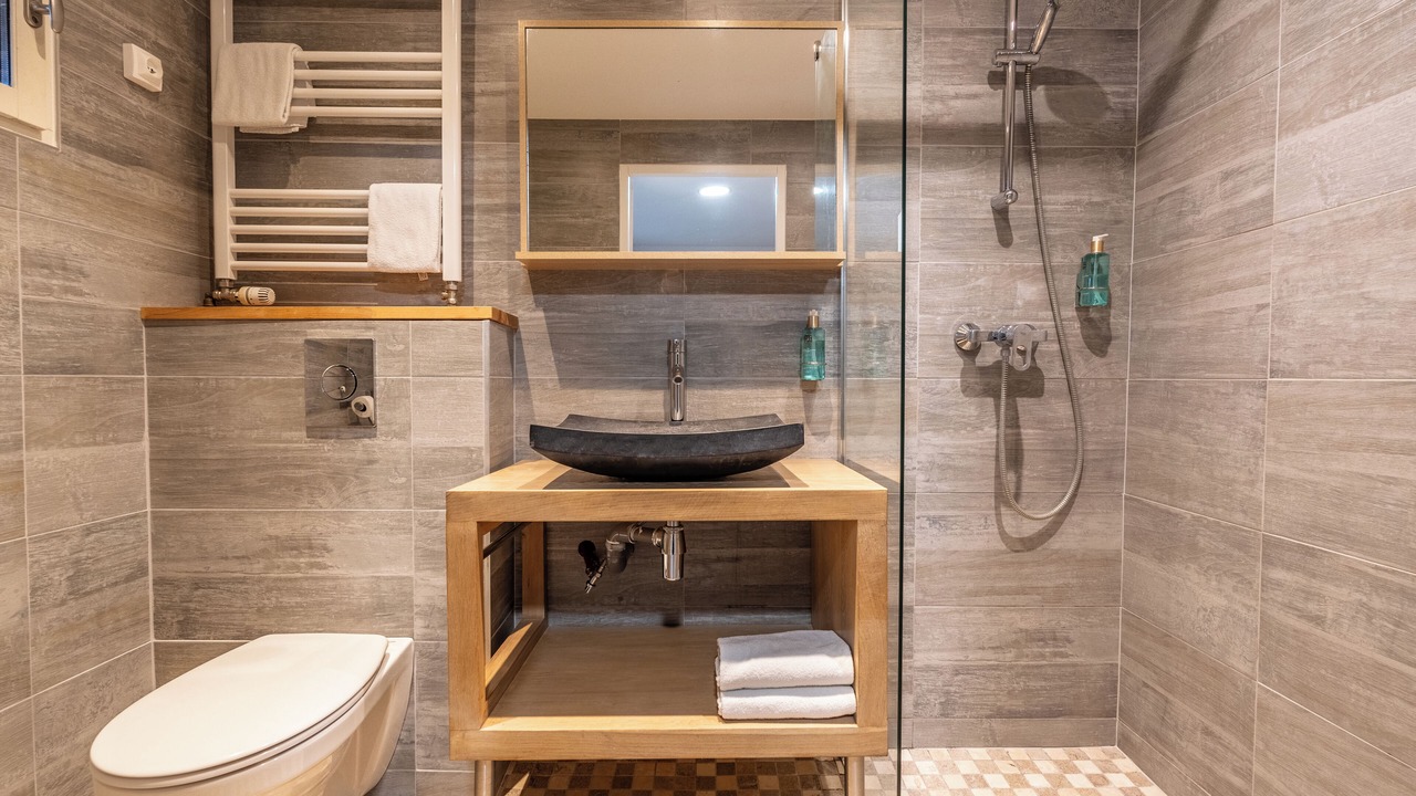 Photo of Others in Cognac