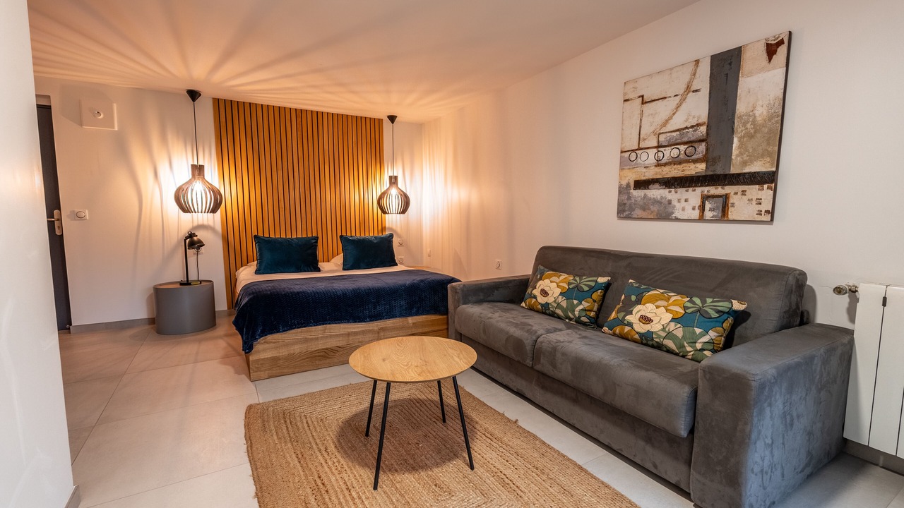 Photo of Others in Cognac