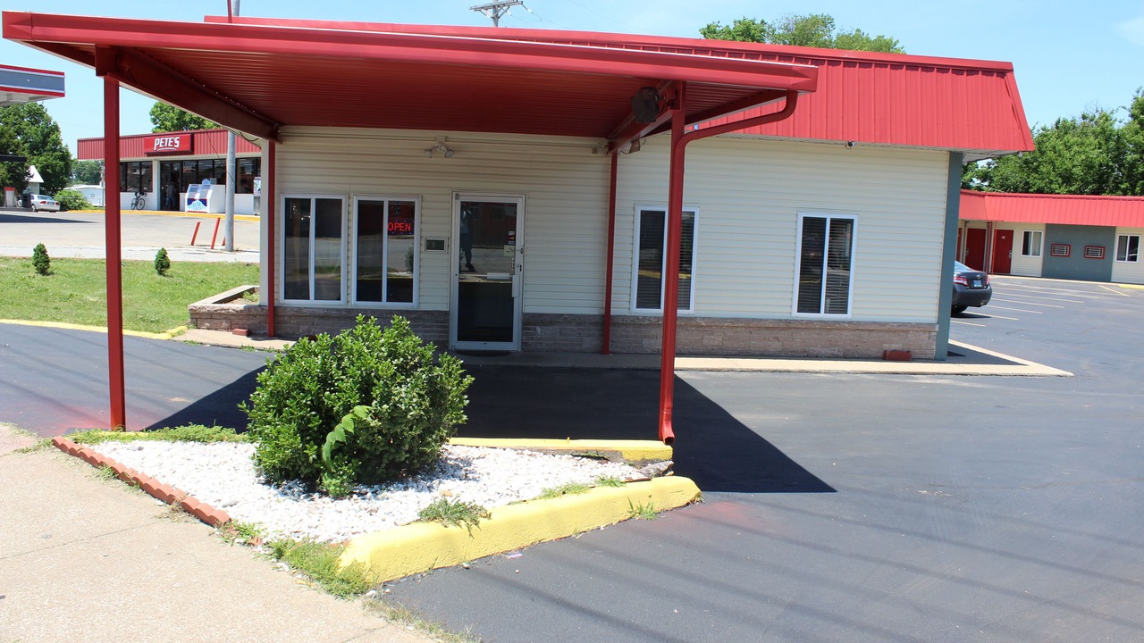 Photo of Outdoor in Carthage