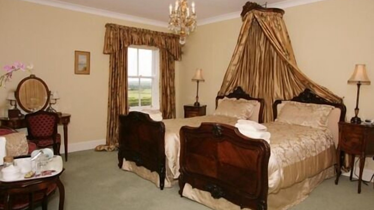 Photo of Others in Horncliffe