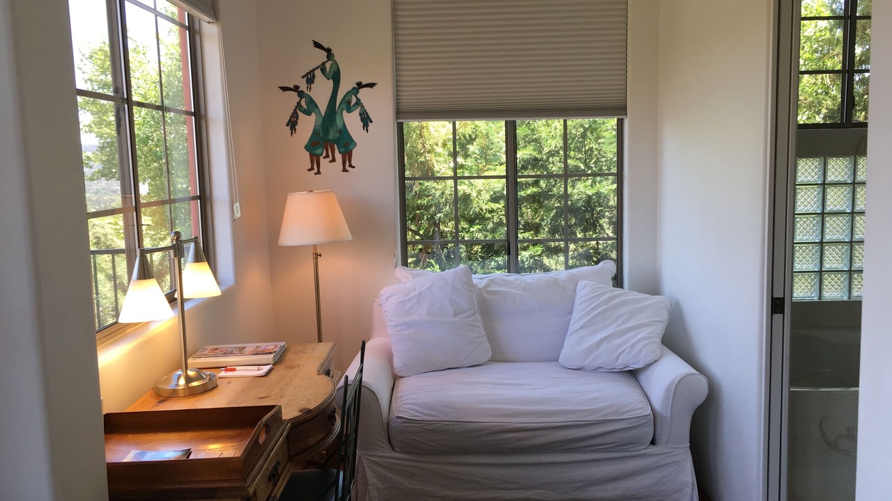 Photo of Bedroom in Oak Creek