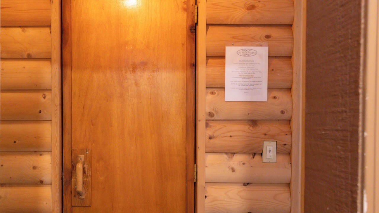 Photo of Bedroom in Frankfort