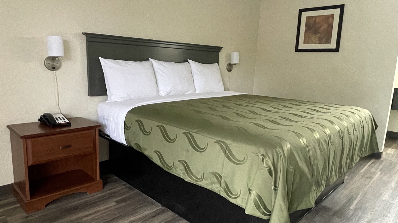 Photo of Bedroom in Marion