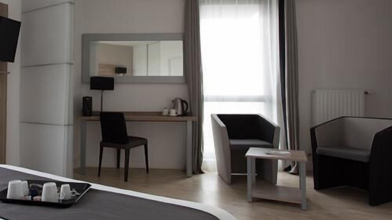 Photo of Bedroom in Hotel-de-Ville