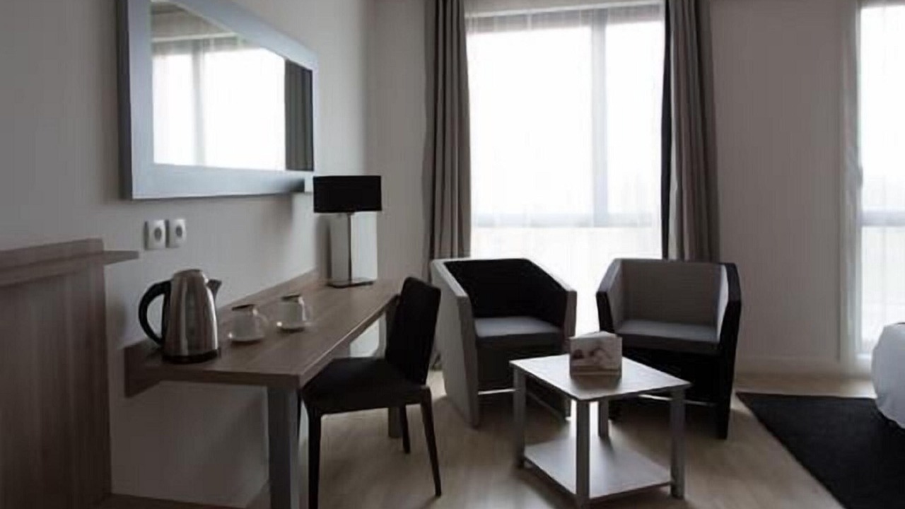 Photo of Bedroom in Hotel-de-Ville