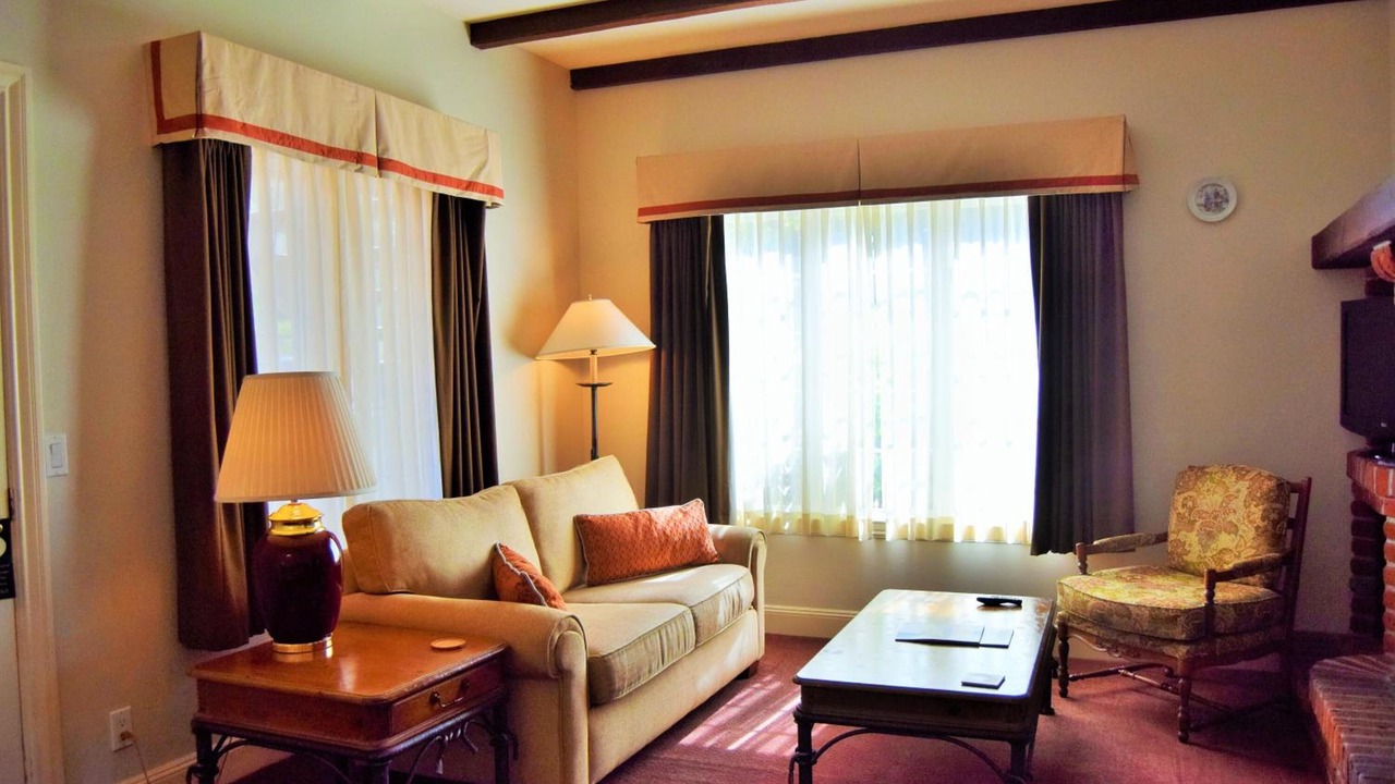 Photo of Livingroom in St. Helena