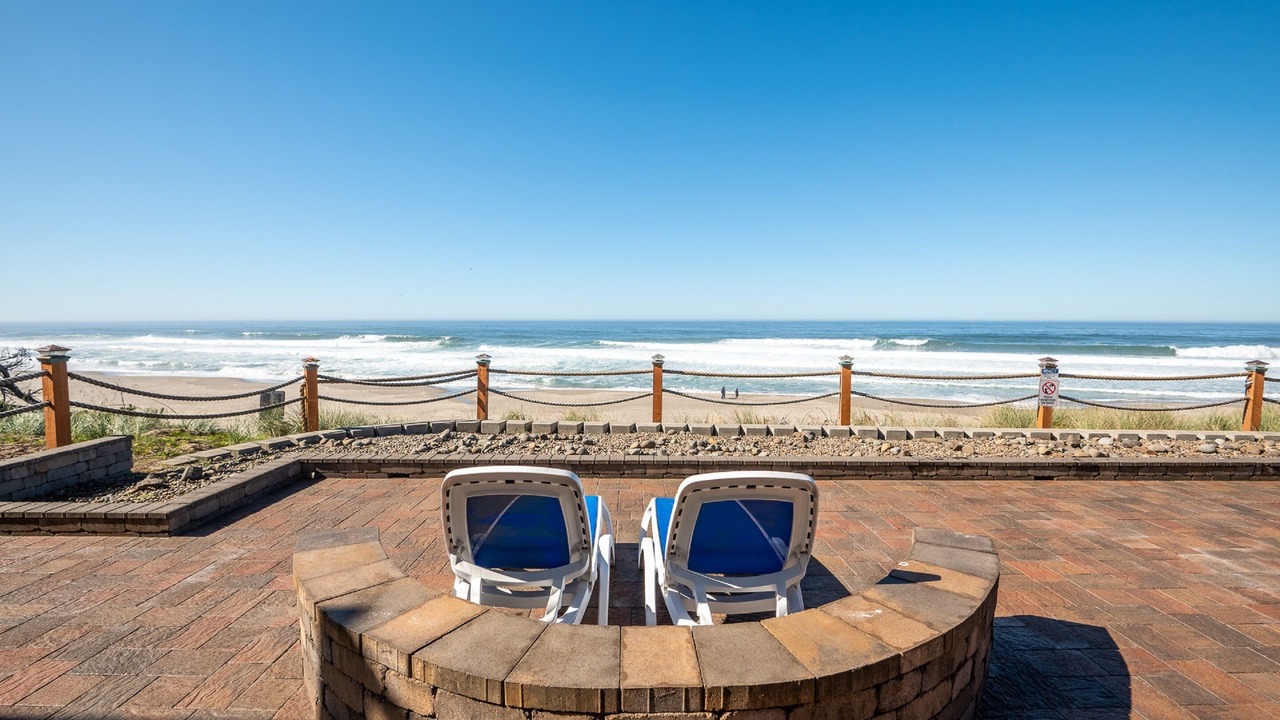 Photo of Patio Balcony in Lincoln City