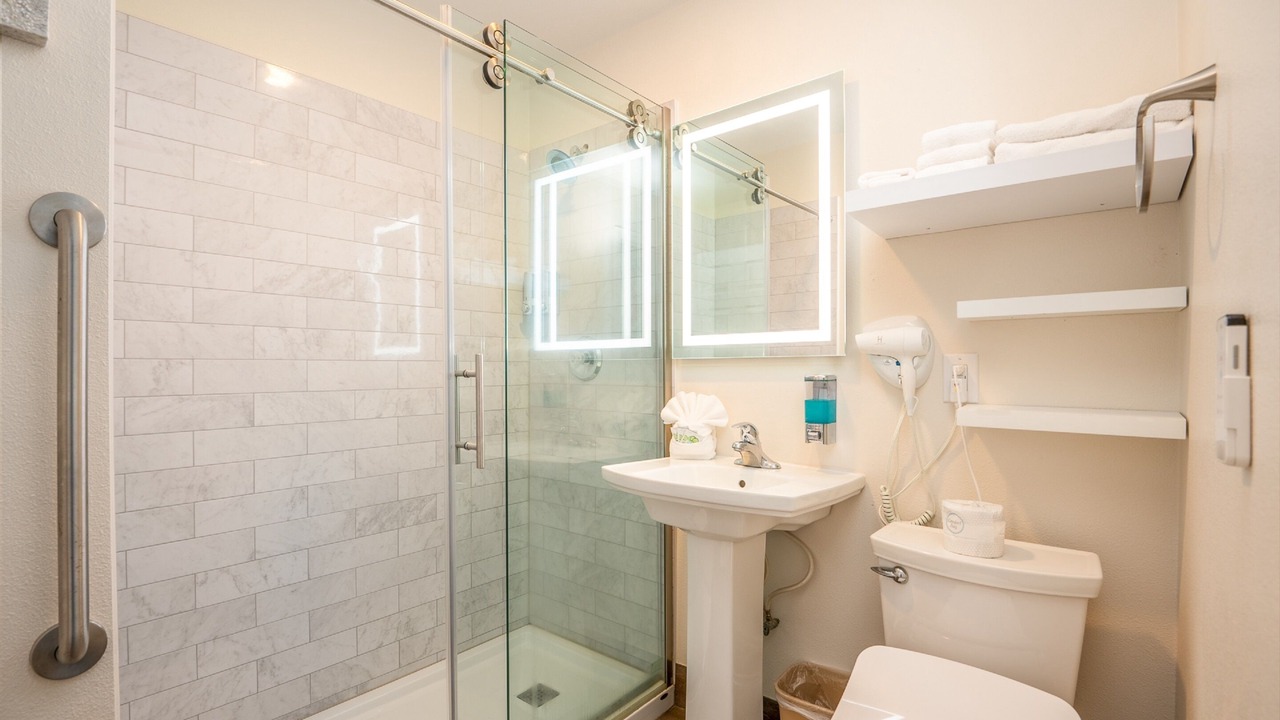 Photo of Others in Lincoln City