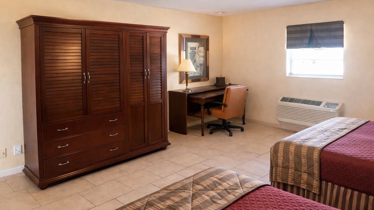 Photo of Bedroom in Alvin
