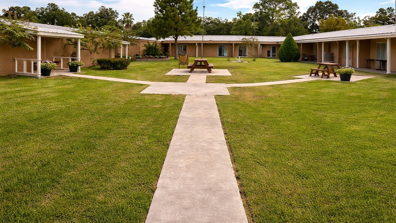 Photo of Outdoor in Alvin