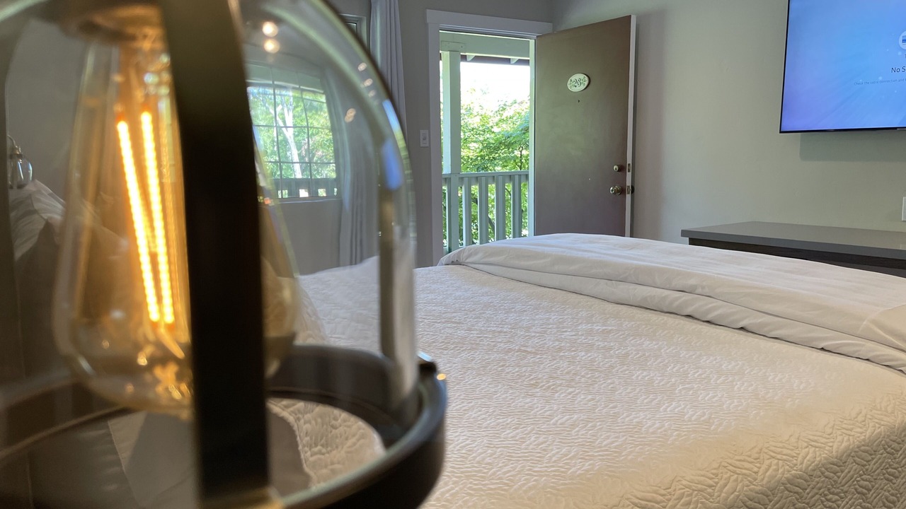 Photo of Bedroom in Glen Ellen