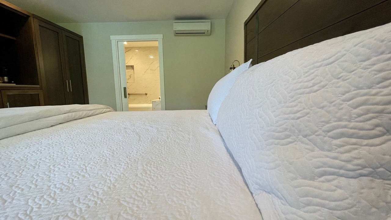 Photo of Bedroom in Glen Ellen