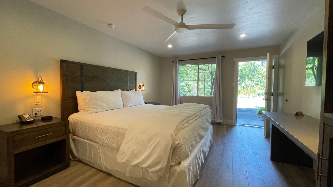 Photo of Bedroom in Glen Ellen
