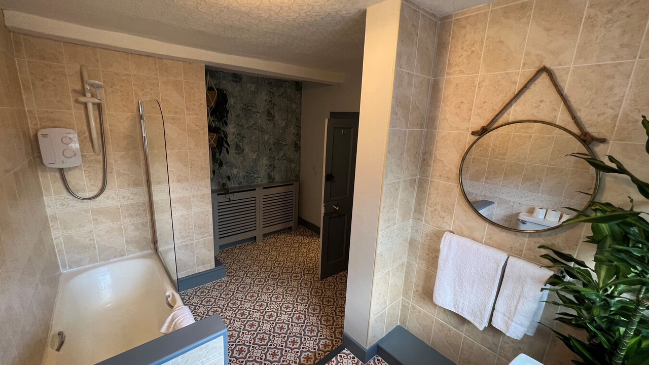 Photo of Bathroom in Putley