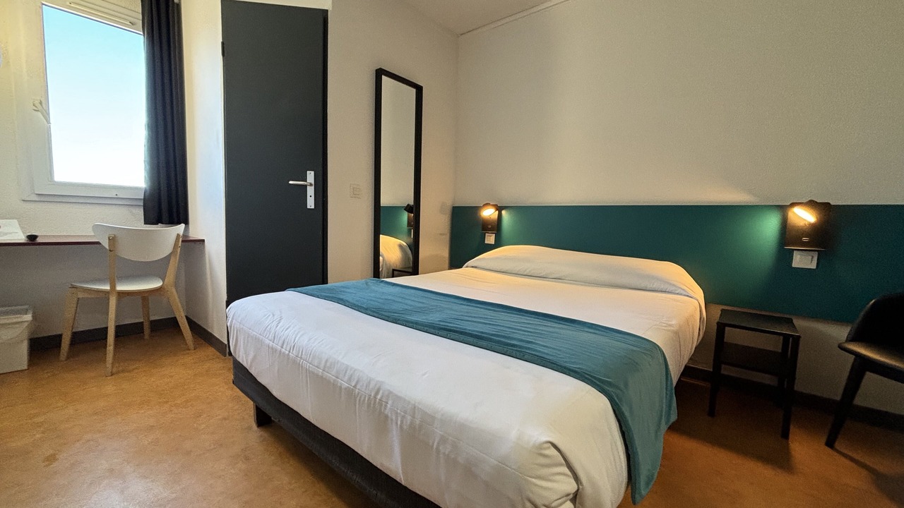 Photo of Bedroom in Saint Tronquet Business Park