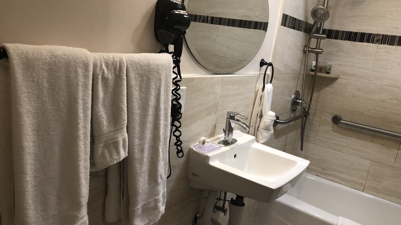 Photo of Bathroom in Cow Hollow