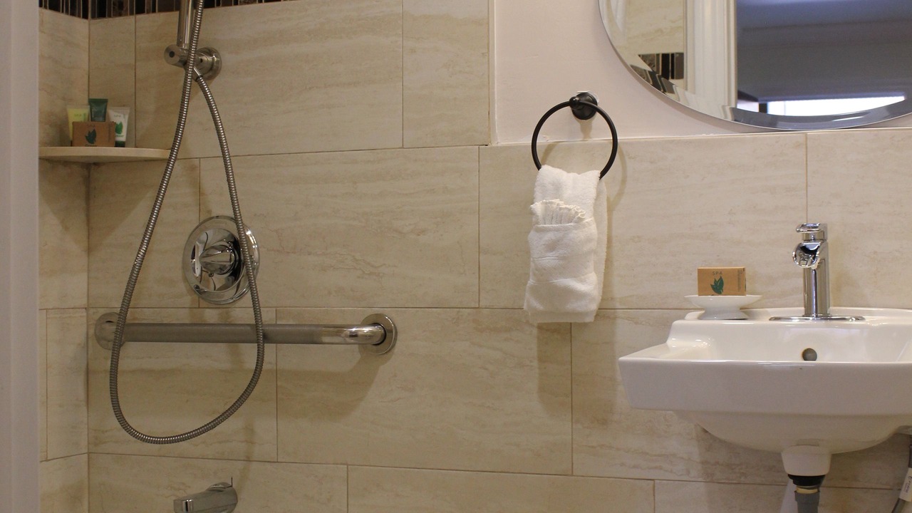 Photo of Bathroom in Cow Hollow