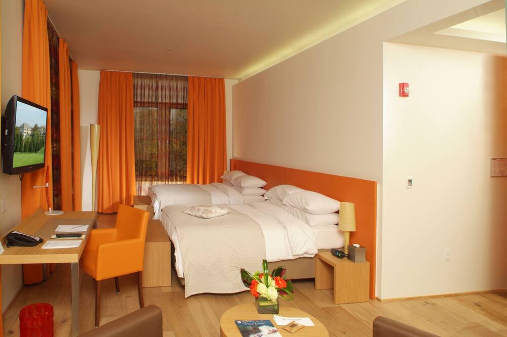 Photo of Bedroom in Ford City