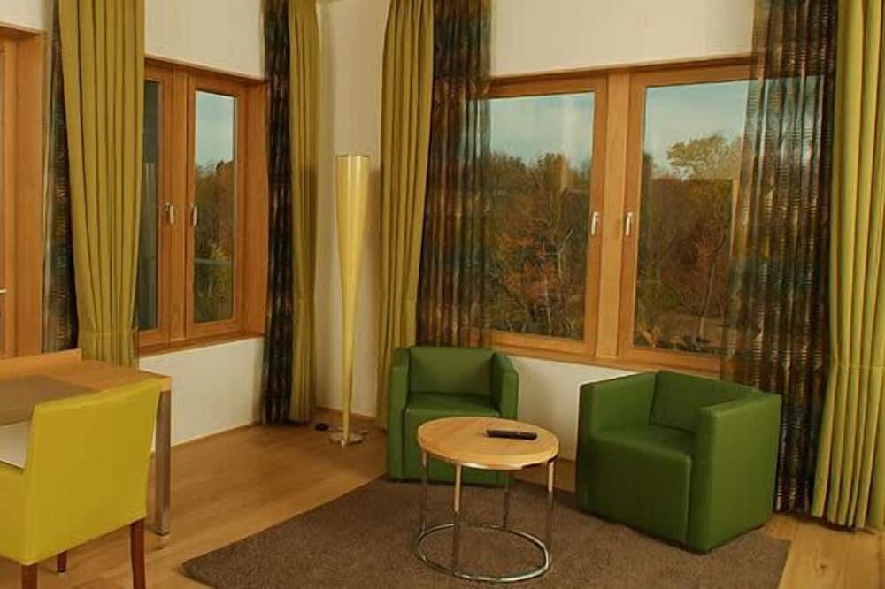 Photo of Livingroom in Ford City