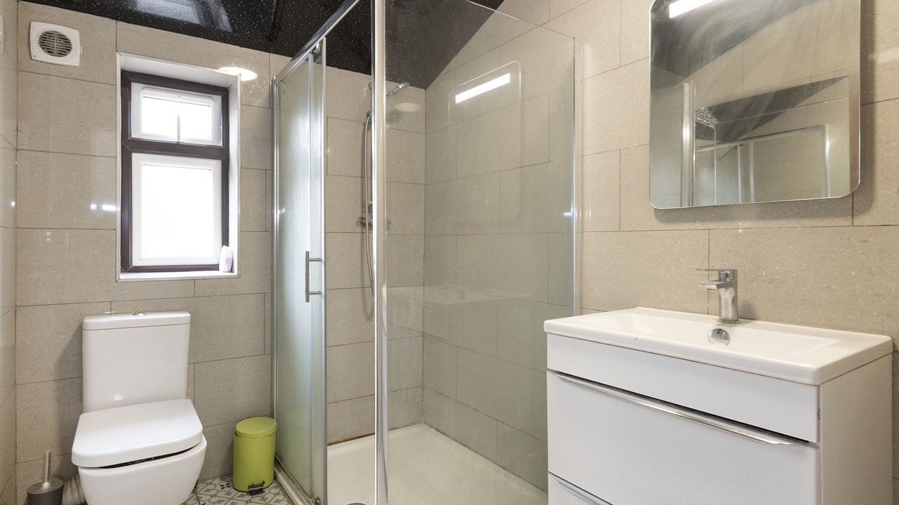 Photo of Others in Southall Green