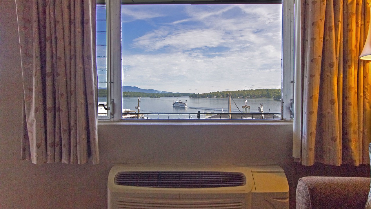 Photo of Patio Balcony in Weirs Beach